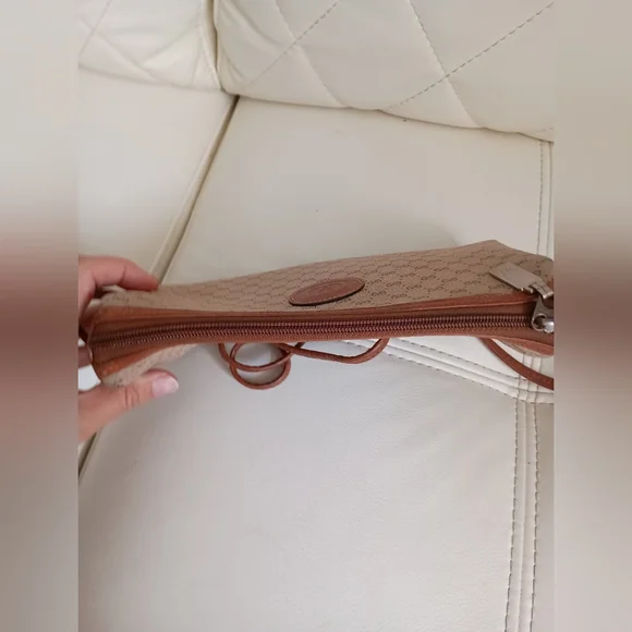 Authentic GUCCI Canvas Leather Micro GG Supreme Crossbody Bag - Picture 11 of 17